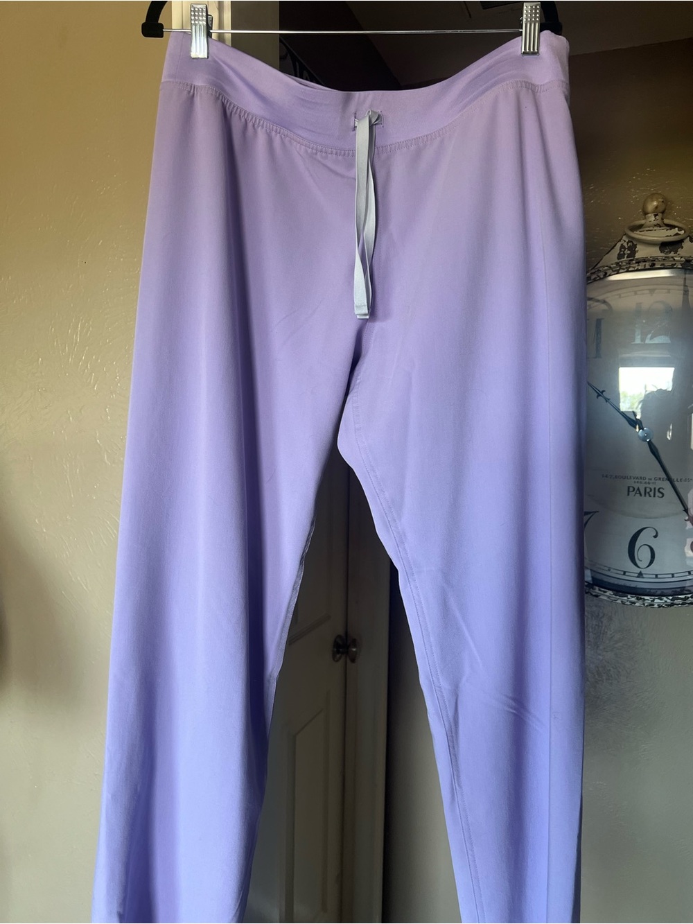 Figs Lavender Livingston with White Drawstring